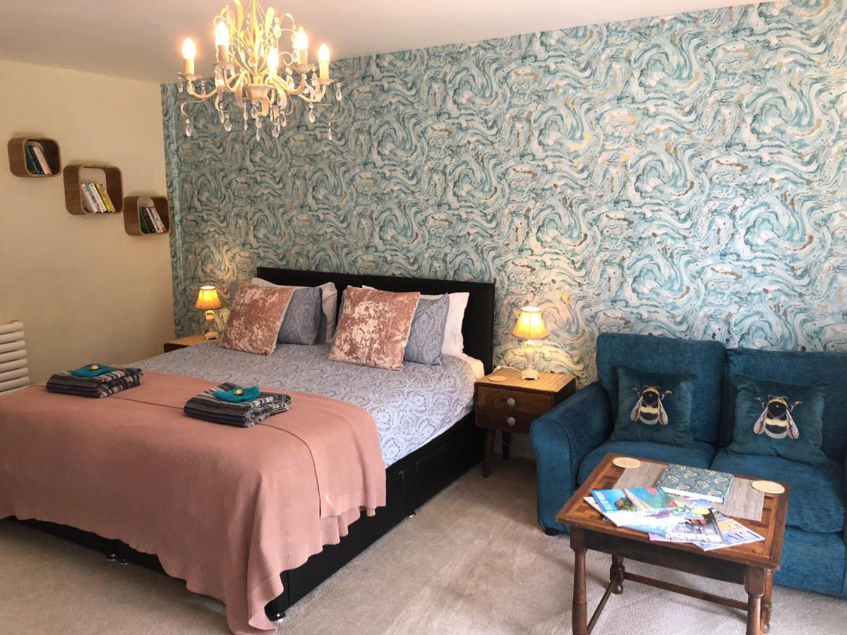Little Treasure With Up To 25 Percent Off Ferry Shanklin Exterior foto